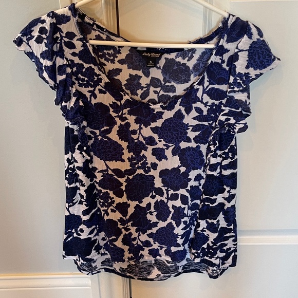 Tops - 7 Tops, Size Small, Shirts & Tanks: Lucky, Banana Republic, Gap, Lucy, Merona